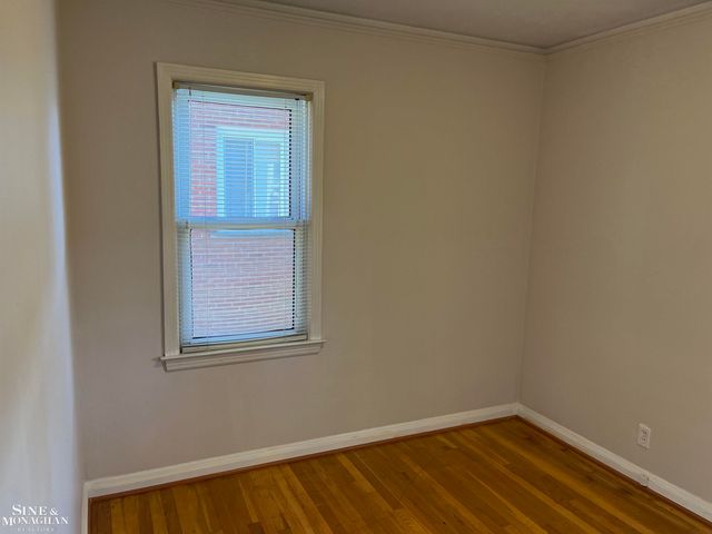 1351 Somerset Avenue, Grosse Pointe Park, MI 48230