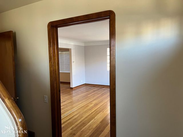 1351 Somerset Avenue, Grosse Pointe Park, MI 48230
