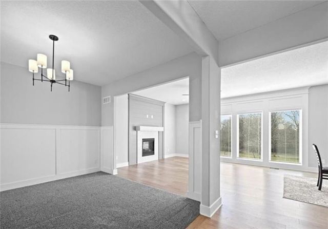 2122 Crooked Creek Drive, Kearney, MO 64060