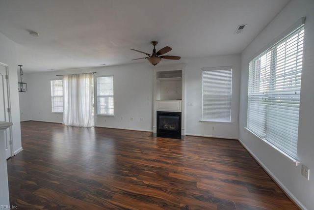 5324 Elston LN, Virginia Beach, VA 23455