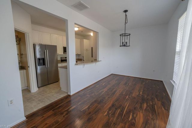 5324 Elston LN, Virginia Beach, VA 23455