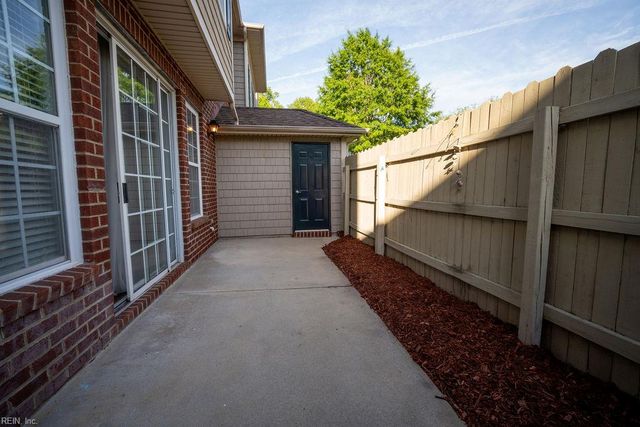 5324 Elston LN, Virginia Beach, VA 23455