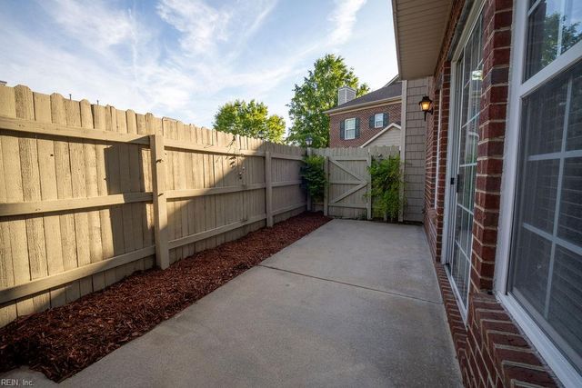 5324 Elston LN, Virginia Beach, VA 23455