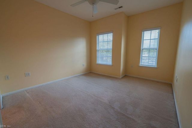 5324 Elston LN, Virginia Beach, VA 23455