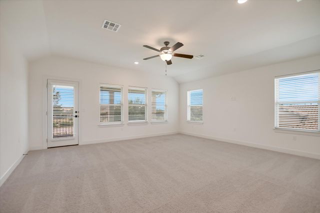 1809 Mazarro DR 11, Leander, TX 78641