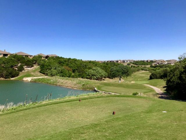 1809 Mazarro DR 11, Leander, TX 78641