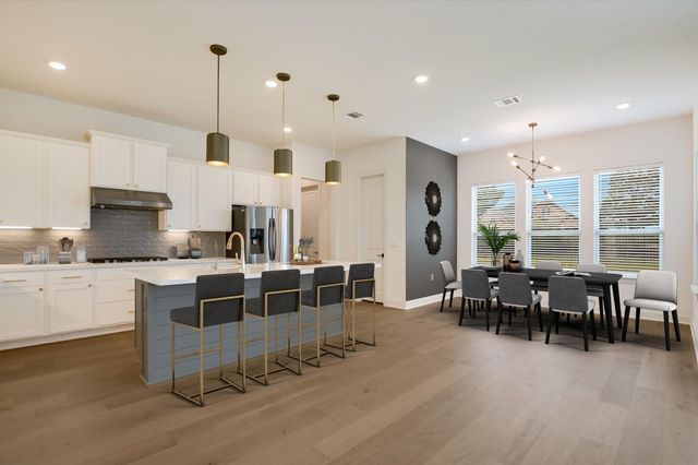 1809 Mazarro DR 11, Leander, TX 78641