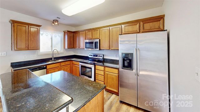 12911 Walking Stick Drive, Charlotte, NC 28278