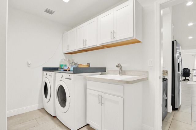 202 SW Chandler Terrace, Port St. Lucie, Port St Lucie, FL 34984