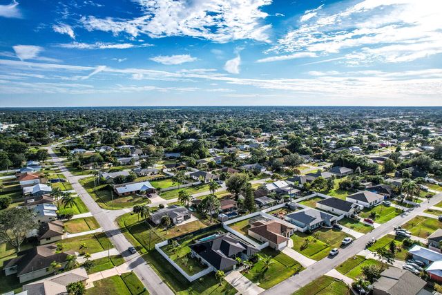 202 SW Chandler Terrace, Port St. Lucie, Port St Lucie, FL 34984