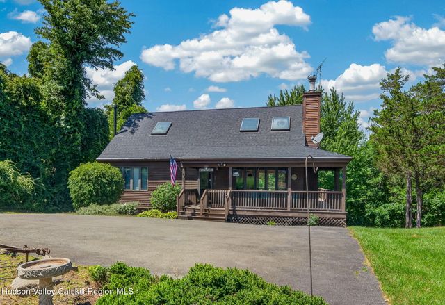 12 Dutchman Drive, Athens, NY 12015