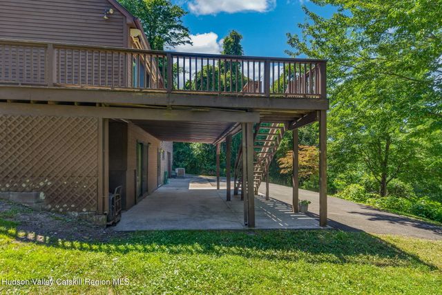 12 Dutchman Drive, Athens, NY 12015