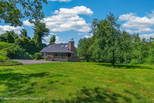 12 Dutchman Drive, Athens, NY 12015