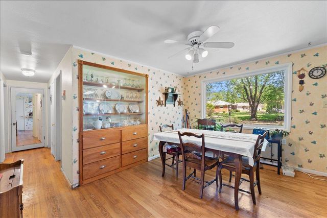 151 E BRIAR LANE, Green Bay, WI 54301