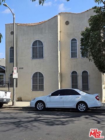 2026 W 30th Street, Los Angeles, CA 90018