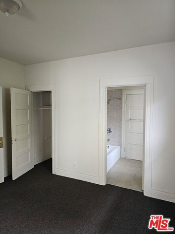 2026 W 30th Street, Los Angeles, CA 90018