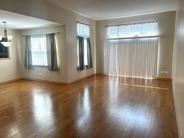 2213 CARPENTER Avenue, Plainfield, IL 60586