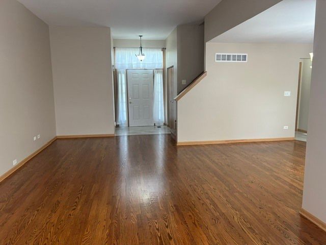 2213 CARPENTER Avenue, Plainfield, IL 60586