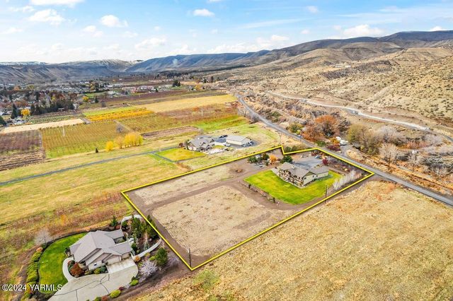 338 Clemans Dr, Naches, WA 98937
