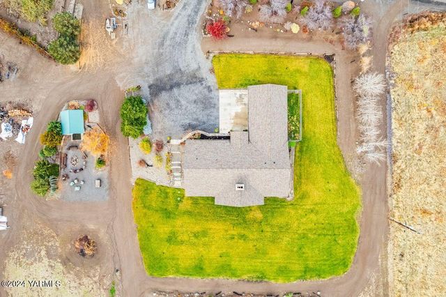 338 Clemans Dr, Naches, WA 98937