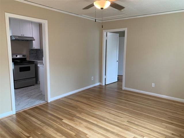 307 Avondale Street 1.5, Houston, TX 77006