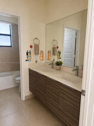 16036 NW 89th Ct, Miami Lakes, FL 33018