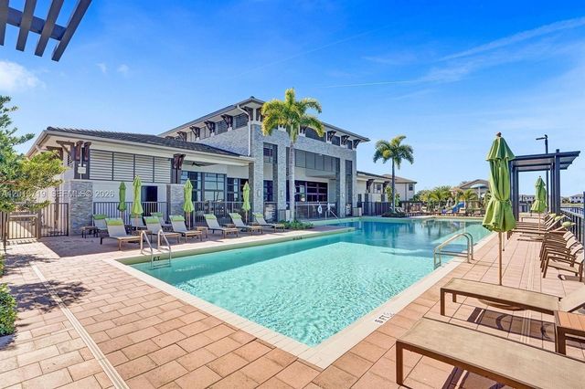16036 NW 89th Ct, Miami Lakes, FL 33018