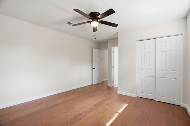 208 Shoreline Drive, Azle, TX 76020