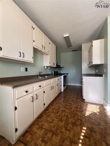 2126 AVENUE K, Wichita Falls, TX 76309