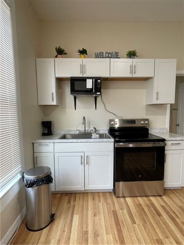 421 S Glenwood Avenue, Russellville, AR 72801