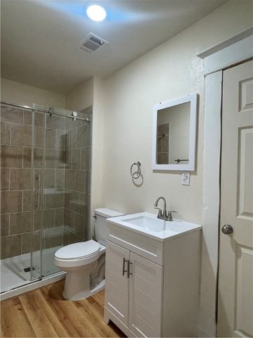 421 S Glenwood Avenue, Russellville, AR 72801