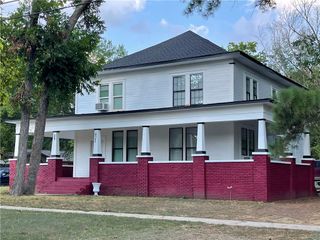 421 S Glenwood Avenue, Russellville, AR 72801