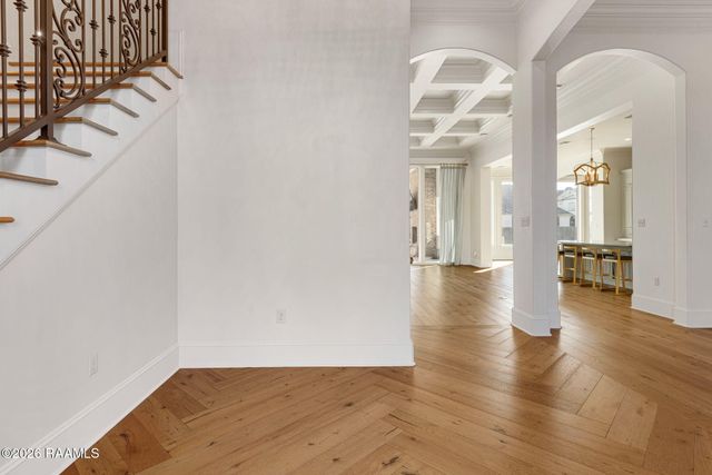 207 Kingfisher Drive, Lafayette, LA 70508