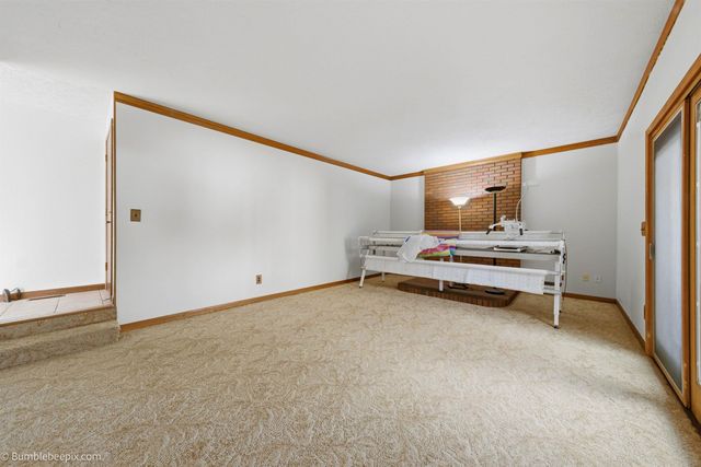 5216 W BAYWOOD Ct, Spokane, WA 99208