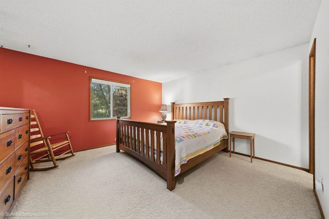 5216 W BAYWOOD Ct, Spokane, WA 99208