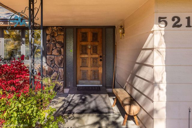 5216 W BAYWOOD Ct, Spokane, WA 99208