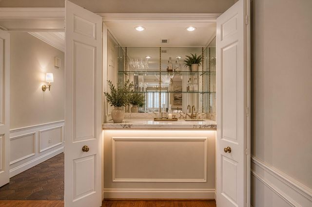 4876 Post Oak Timber Drive, Houston, TX 77056