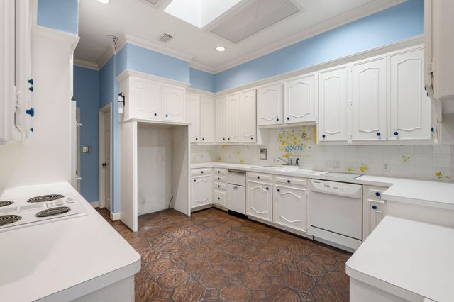 4876 Post Oak Timber Drive, Houston, TX 77056