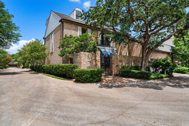 4876 Post Oak Timber Drive, Houston, TX 77056