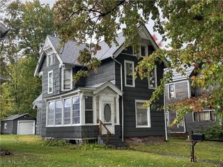 413 Harbor Street, Conneaut, OH 44030
