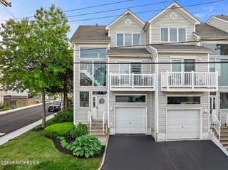 7 Beach Boulevard, Highlands, NJ 07732