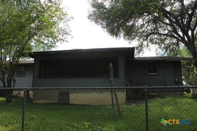 1306 Alamo Street, San Marcos, TX 78666