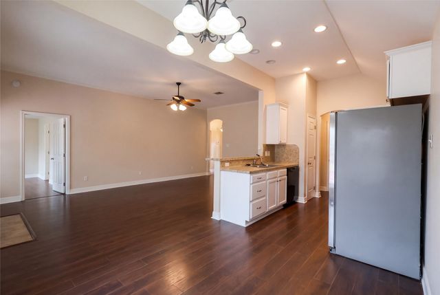 3214 Grand Lake Drive, Bossier City, LA 71111