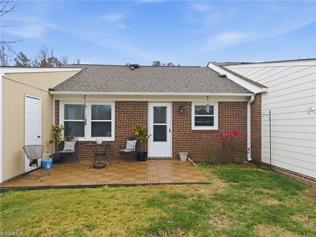 6 Prairie Trail, Greensboro, NC 27410