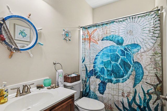 605 Queen Palm Ct., Little River, SC 29566