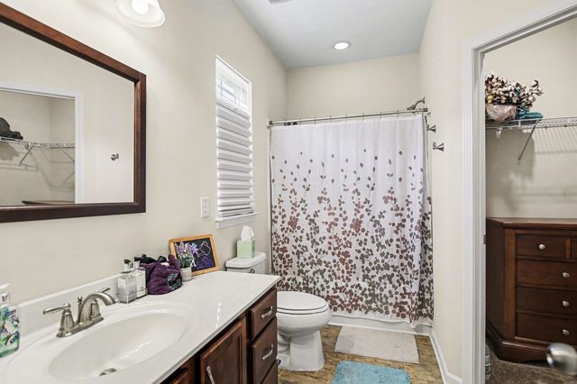 605 Queen Palm Ct., Little River, SC 29566