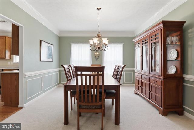 265 FOX CHASE ST, Warrenton, VA 20186