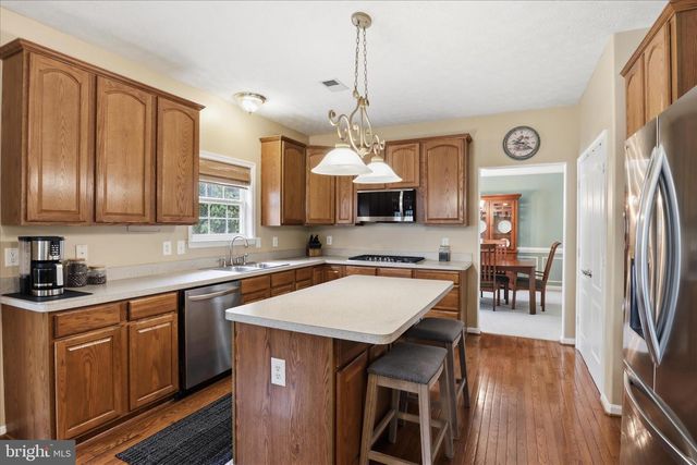 265 FOX CHASE ST, Warrenton, VA 20186