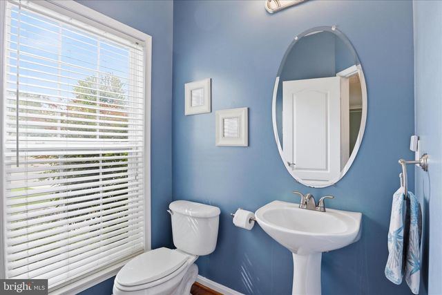 265 FOX CHASE ST, Warrenton, VA 20186