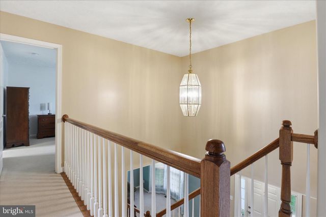 265 FOX CHASE ST, Warrenton, VA 20186